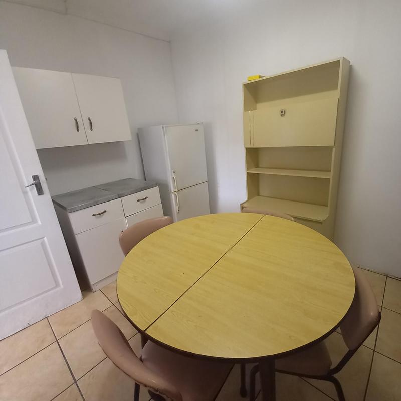 1 Bedroom Property for Sale in Kensington Western Cape